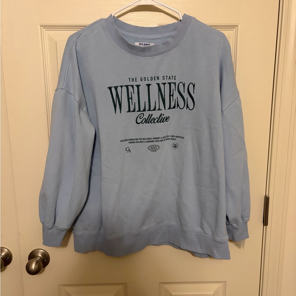 Old Navy Embroidered Graphic Crewneck